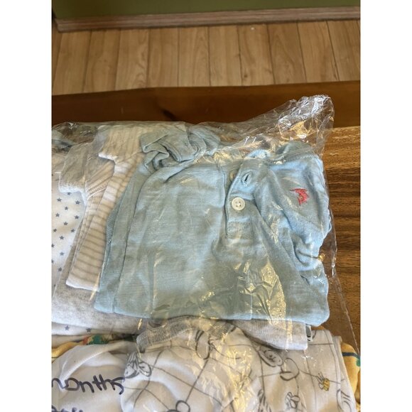 Lot Newborn/Infant (0-3 Months) Diaper Shirts - Picture 9 of 11